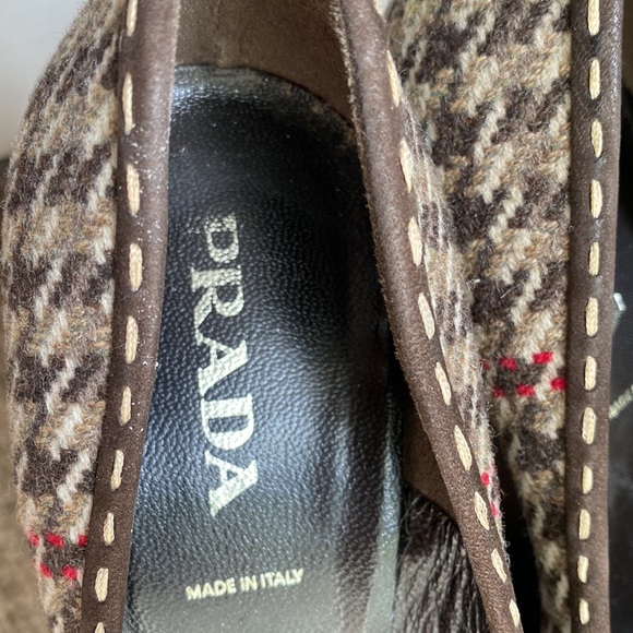 Authentic Prada Shoes 37.5 - Picture 2 of 4